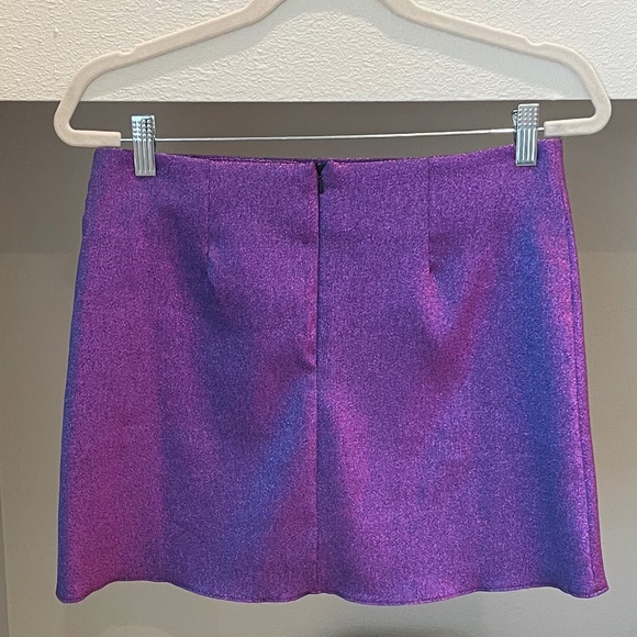NWT Topshop Metallic / Iridescent Purple Mini Skirt (Size 6) - Picture 2 of 5